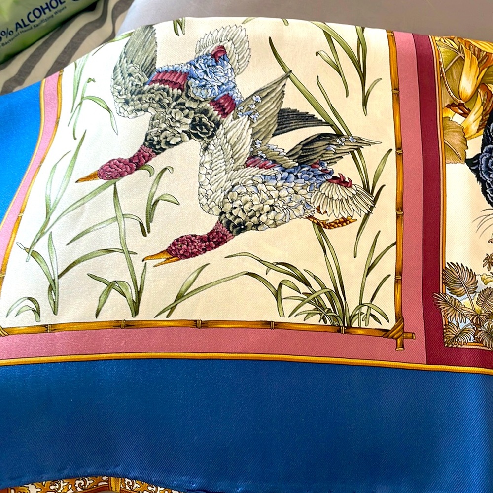 ✨✨ Salvatore Ferragamo Silk Scarf Pink Grey Gold Blue Multicolor Wrap Scarf✨✨